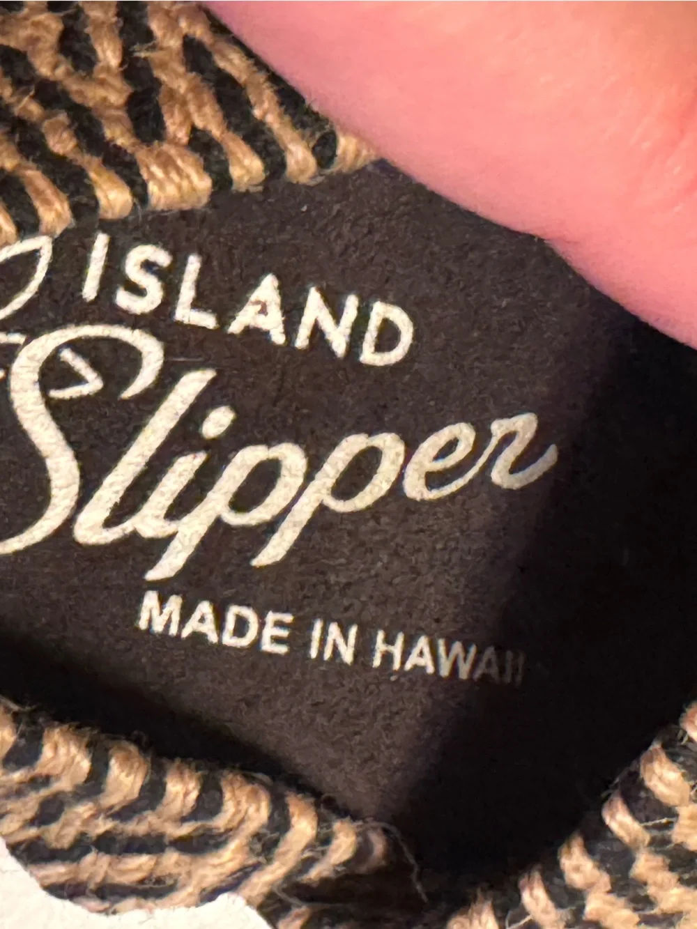 Patterned Black & Tan Strappy Island Slipper Healed Sandals Women’s 8 Hawaii